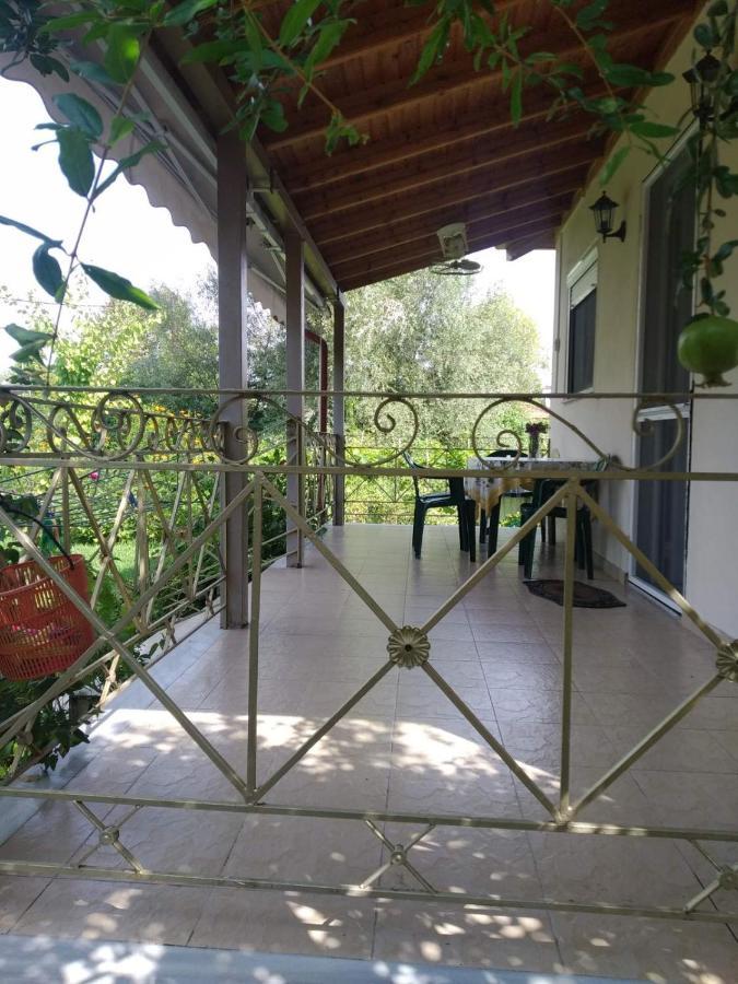 Ioannis Seaside Villa Leptokaryá Buitenkant foto